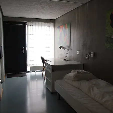 Hotel Dbu & Kursuscenter 2*
