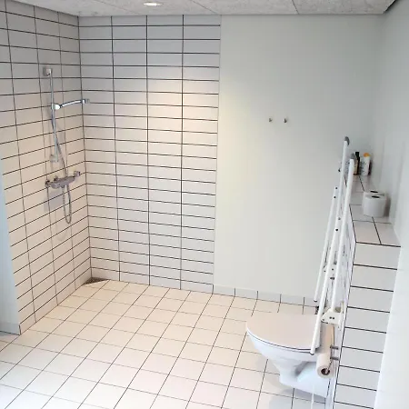 Hotel Dbu & Kursuscenter 2*