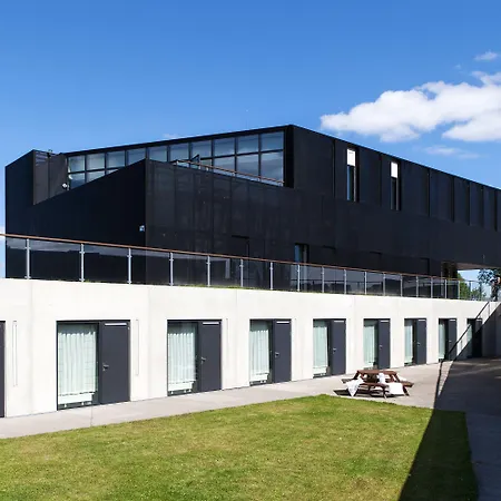 Dbu & Kursuscenter Hotel 2*