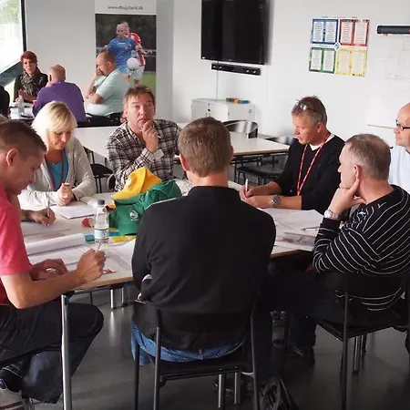 Dbu & Kursuscenter 2*