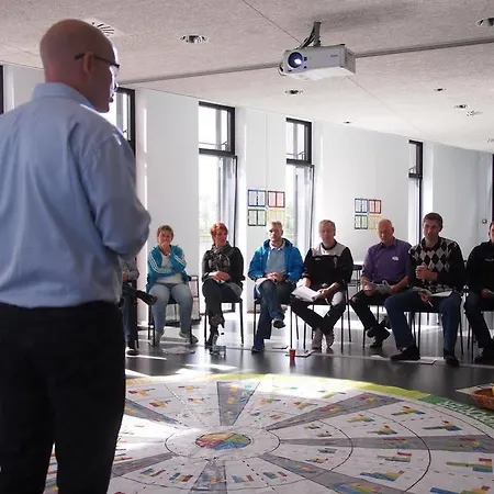 Dbu & Kursuscenter Hotell 2*