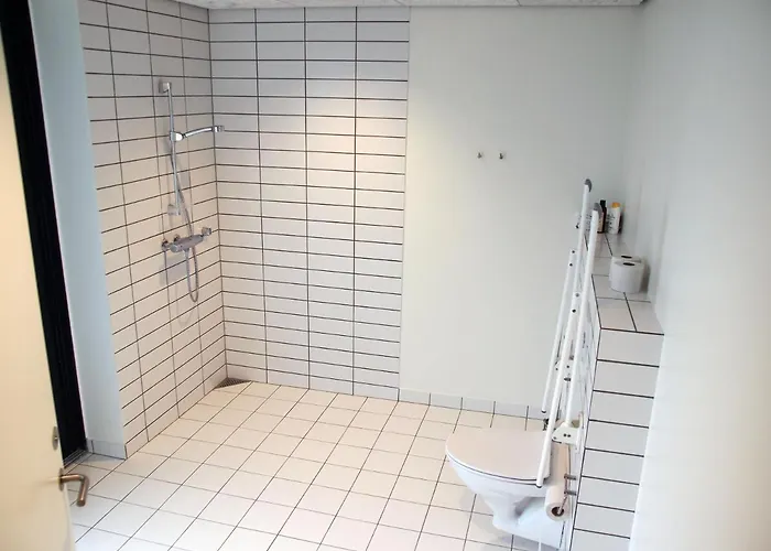 Hotel Dbu & Kursuscenter 2*